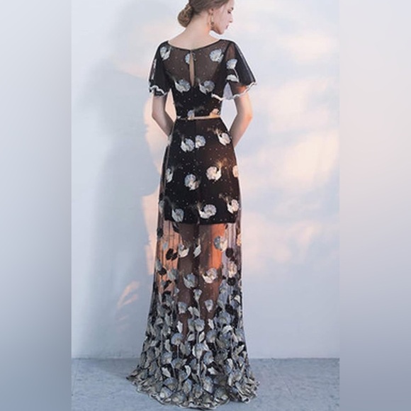 NWT SOLOVEDRESS Women's Printer Prom Dress Short Sleeves Evening Gown Women sz10 - Picture 2 of 11